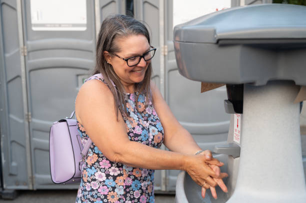 Portable sink rental in West Leechburg, PA